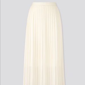 Uniqlo Chiffon Pleated Long Skirt